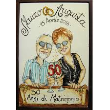 Come tutti gli altri anniversari, anche quello dei 50 anni di. Anniversario Matrimonio 25 Anni Nozze Argento 50 Anni Nozze Oro Quadro Personalizzato Con Caricatura In Ceramica Cm 20 30 E Cornice In Legno Idea Regalo Unico Personalizzato A Partire Da 120 00 Ceramiche Il Volo