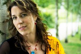 Songwriter Beth Nielsen Chapman sings her own words