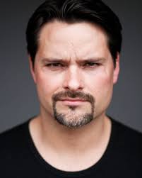 Max White's Instagram, Twitter & Facebook