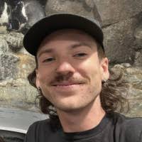 300+ ".muniz" profiles