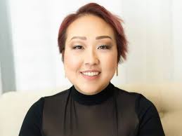 Pahua Vang's Instagram, Twitter & Facebook