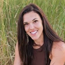 Heidi Maus's Instagram, Twitter & Facebook