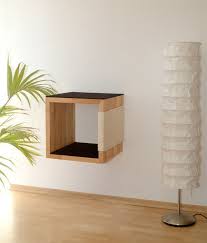 Kratzbaum Quadre An Der Wand Kratzb Ume Und Kat Der Katzenmobel Kratzbaum Kratzbaume Kratzpfote Quadre Design Kratzbaum Katzenmobel Katzen Wandregale