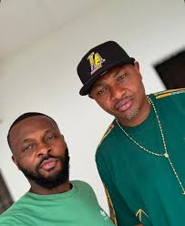 Héritier Wata avec son...