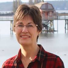 Lynda Wallace Merullo (lyndaleeivy)