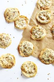 Tuiles Aperitives Aux Graines De Sesame Et De Pavot Contes Et Delices Recette Apero Facile Recettes De Cuisine Aperitif