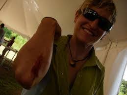 Kristy Hatch's Instagram, Twitter & Facebook