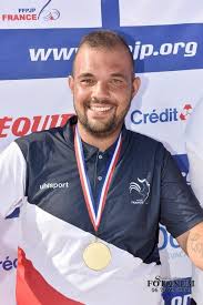 Rencontre avec le champion de pétanque, jordane sala qui nous a parlé de lui et surtout de son sport qui n'est pas qu'un jeu d'apéro. 54eme Championnat De France Individuel Masculin 2019 Competitions Resultats Rankings Petanque