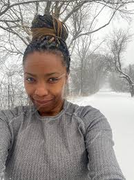 The early bird gets the first, fresh, fallen #snow! It's so #beautiful out  here! I think we may win the 'beautiful weather' title today. #blizzard  #beauty #firsttracks ❄️ #wednesday