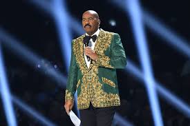 Steve harvey young wife | earlier today, steve harvey received a star on the hollywood walk of. Steve Harvey Wears Purple Suit While Doing His Own Ironing In Video