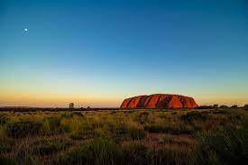 It is bordered to the west by western australia, to the east by queensland and to the south by south australia. 16 Famous Landmarks In Northern Territory Australia Kevmrc Com