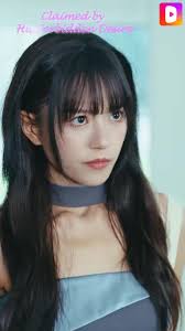 Daisy descobre que está grávida após uma troca de esperma com Axel,  bilionário do tráfico de armas. Ela se muda para sua casa como noiva e  futura mãe de seu filho —