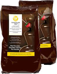 Wilton Chocolate Pro Melting Chocolate Candy Wafers For Chocolate Fountain 2 Lbs Pack Of 2 Amazon Com Grocery Gourmet Food