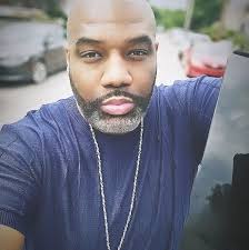 Drake's lawsuit suit against UMG is bigger than hip-hop, fans says 👀🙃‼️  🗣 "Drake's lawsuit against UMG is bigger than hip-hop