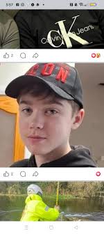 Does anybody know a hairdressers in Navan that works well with curly hair?