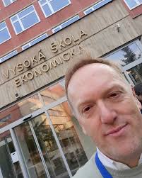 🌍✈️ Professor Juan Nagel travelled to Europe to teach at two prestigious  universities of the old continent. ✓ At Prague University of Economics and  Business 🇨🇿, he taught the course “International Change