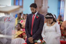 Best Christian Wedding Photography In Tamil Nadu Christian Wedding Wedding Photography Groom Wedding Dress