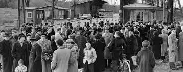 Find out what happened august 6 1945 : Berlin Im August 1945 Eben West Berlin Jetzt Sowjetzone Berlin Tagesspiegel