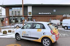This app is published by mcdonald's delivery service for customers in the uae to place orders via android devices. Lieferdienst Von Mcdonald S Der Cheeseburger Kommt In Stuttgart Jetzt Nach Hause Mohringen Stuttgarter Zeitung