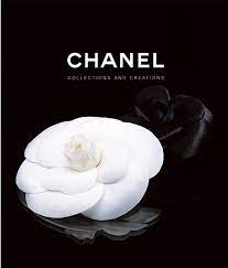 Vi Sao Hoa Tra Camellia Thường Hiện Hữu Trong Cac Thiết Kế Của Chanel Harper S Bazaar Việt Nam