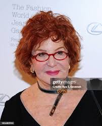 479 Sally Jesse Raphael Photos & High Res Pictures