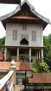Muzium yang berkeluasan 27 hektar ni adalah muzium yang terbesar di asia tenggara dan banyak menyimpan. Muzium Negeri Terengganu Picture Of Muzium Negeri Terengganu Kuala Terengganu Tripadvisor