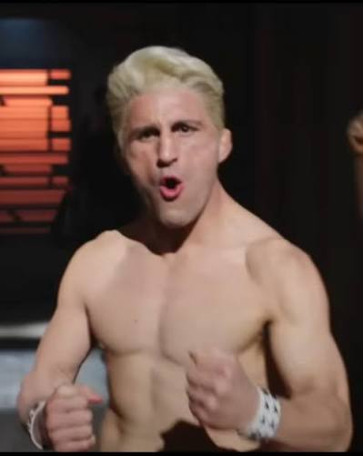 Take a first look at @AlexVolkanovski as Joe in the upcoming #StreetFighter  movie