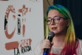 Imputan a la comunicadora que denunció públicamente el caso Arcoiris