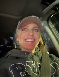 Abigail Ertel's Instagram, Twitter & Facebook