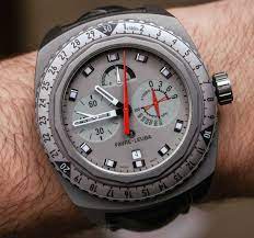 The foundation of the brand was laid in 1737 when abraham favre was registered as a watchmaker. Favre Leuba Raider Bivouac 9000 Watch Review Ablogtowatch