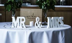Choose from wedding table centerpieces, wedding reception centerpieces, or bridal shower centerpieces. 15 Best Inexpensive Wedding Centerpieces Mywedding