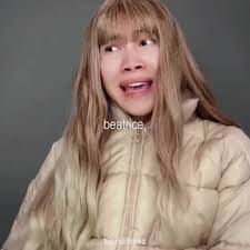 Elizabeth Guptill's Instagram, Twitter & Facebook