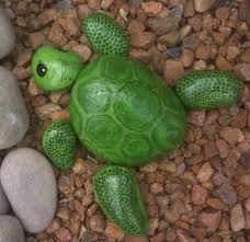 Schildkrote Aus 6 Bemalten Steinen Diy Gartenprojekte Gartenprojekte Diy Gartendekoration