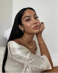 Christina Chaplin's Instagram, Twitter & Facebook