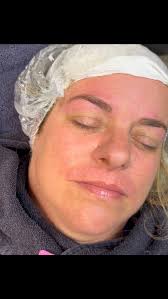 Brow wax, lip wax, and brow tint 🤩 She’s all ready for her summer vacation  ✈️🌞 #fringebenefits #succulentbabeesthetics #scottsdaleesthetician  #arizonaesthetician #scottsdalebrows