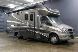 Etrailer.com has been visited by 100k+ users in the past month 2016 Dynamax Corporation Isata 3 Rv 24fwm Camper Mercedes Sprinter Motorhome Sprinter Motorhome