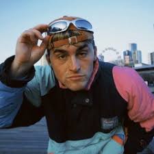 Listen to BODY GROOVIN' by GRIGGY in sagin house kick ons playlist online  for free