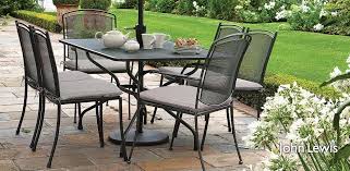 Why To Have Garden Table And Chairs Yonohomedesign Com In 2020 Garden Table And Chairs Patio Chairs Garden Furniture Sale