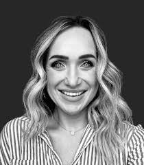 Latoya Hunt's Instagram, Twitter & Facebook