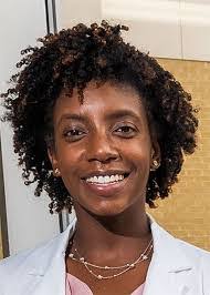 Kendra Latham's Instagram, Twitter & Facebook