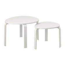 Svalsta Tables Gigognes Lot De 2 Teinte Blanc Table En Verre Design Tables Gigognes Table Basse Gigogne Ikea