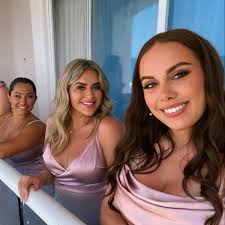 O L I V I A (@liv.santoro) • Instagram photos and videos