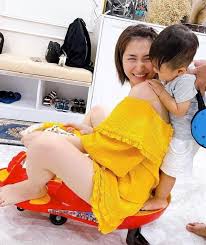 Hòa minzy tâm sự từ khi yêu nguyễn minh hải cô không phải tỏ ra mạnh mẽ. Má»›i 19 Thang Tuá»•i Con Trai Hoa Minzy Ä'a Ä'á»c Con Sá»' Vanh Vach Baogiaothong Vn
