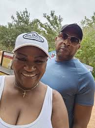 Mfundo and Peyton's beautiful friendship went viral and melted hearts.  Though years have passed, they kept in contact until Mfundo's life was  tragically cut short recently. Pey's mom, Jane Kilian, has since