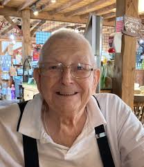 Colin Richman was a Fitter in the Loco depot, lived in the last house in  Mott St where Chilton's lived and along side of Bobby Dale and Pauline his  wife and family.