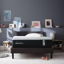 It comes with a handy removable and washable cover, so you can keep it clean, and if you sleep hot there's the option to. Tempur Pedic Tempur Proadapt Medium Hybrid Twin Mattress