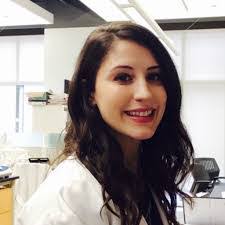 Kelly Chamberlain's Instagram, Twitter & Facebook