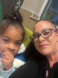 Hi my name is Danielle and I was diagnosed as autistic a few minutes ago I  just got back home nice to meet you all