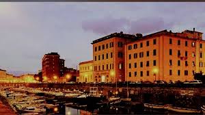 Trilocali in vendita a Borgo Cappuccini - Porta a Mare, Livorno • Wikicasa