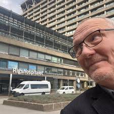 Passar på att uppdatera ett gammalt inlägg (faktiskt mitt första på detta  forum, som jag tyvärr fick bortredigerat) då vi har blivit så många fler  och kanske någon kan hjälpa mig; Den